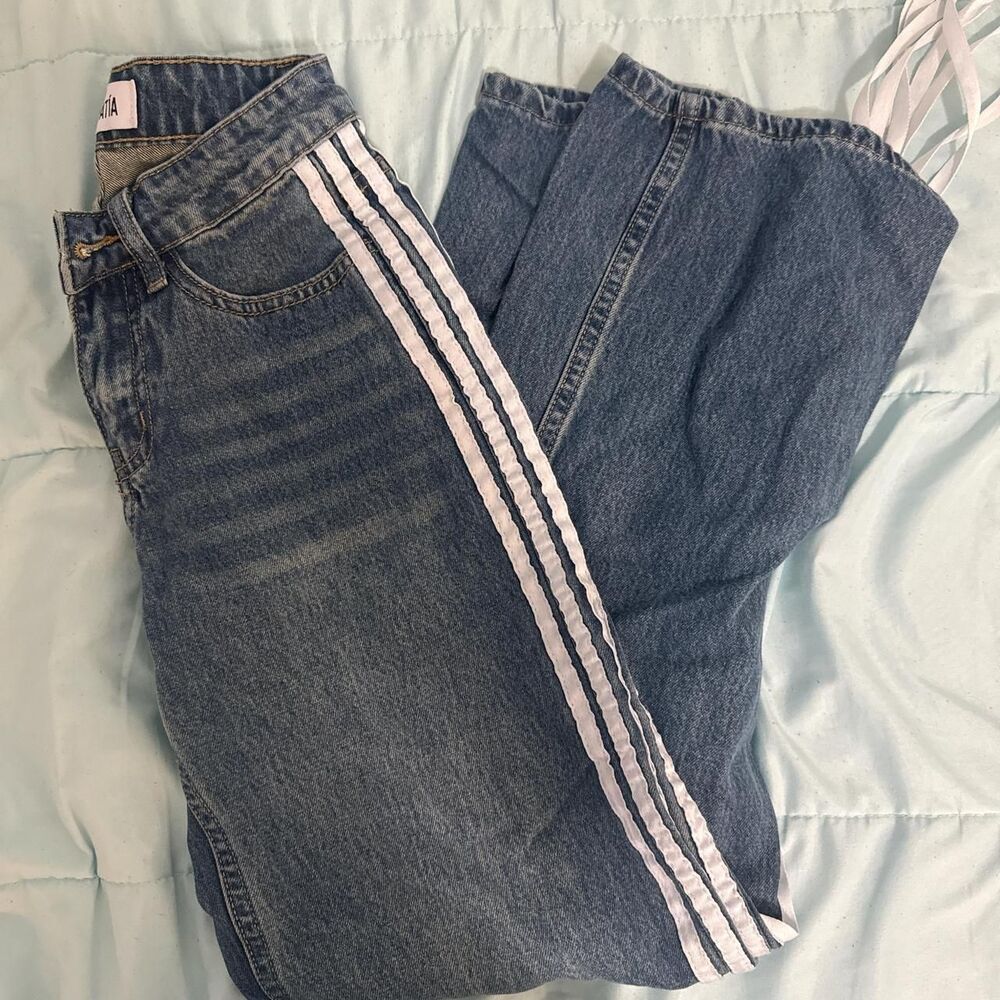 Unbranded Women's Blue and Navy Jeans